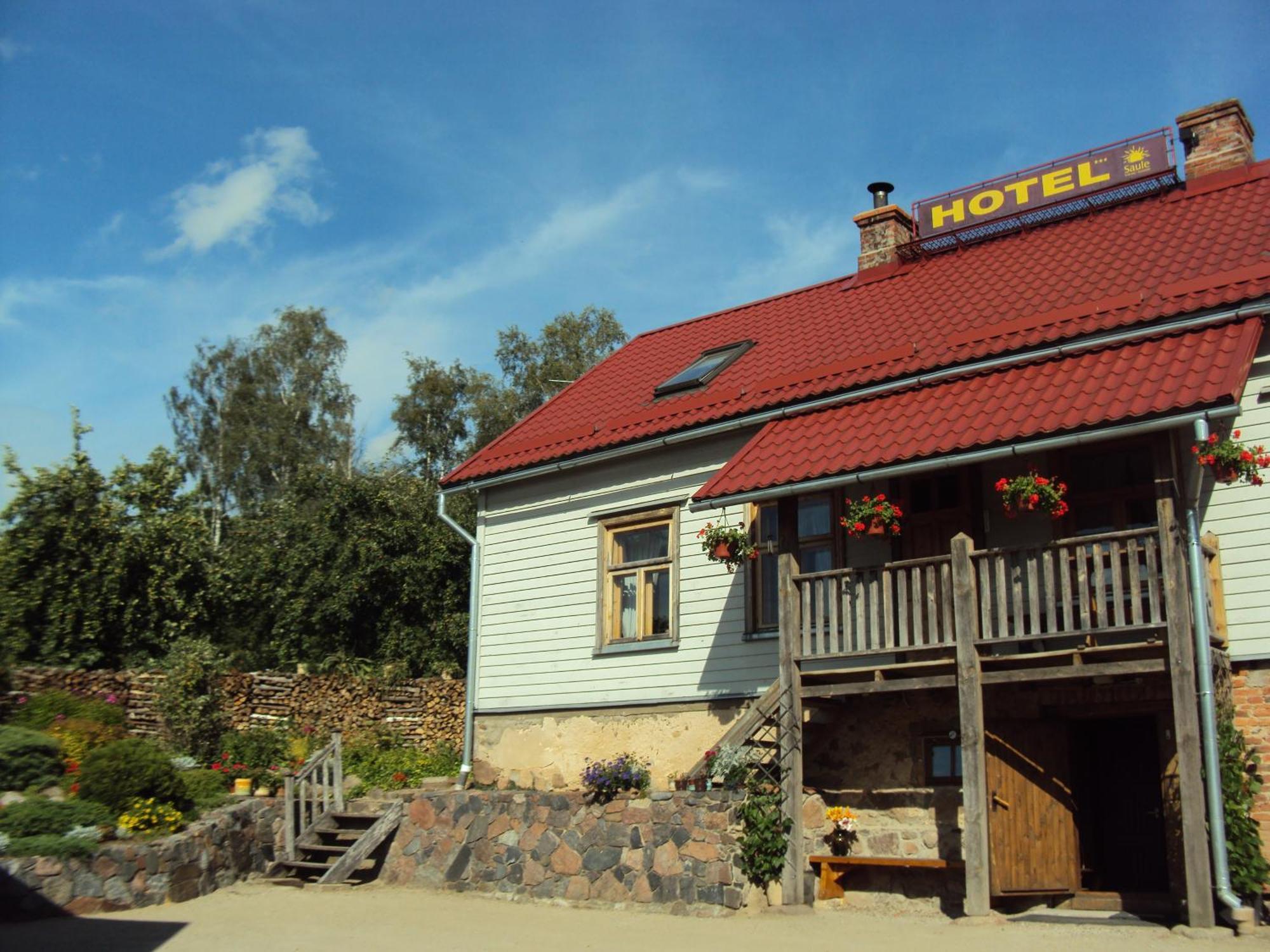 Saule Hotel Talsi Exterior photo