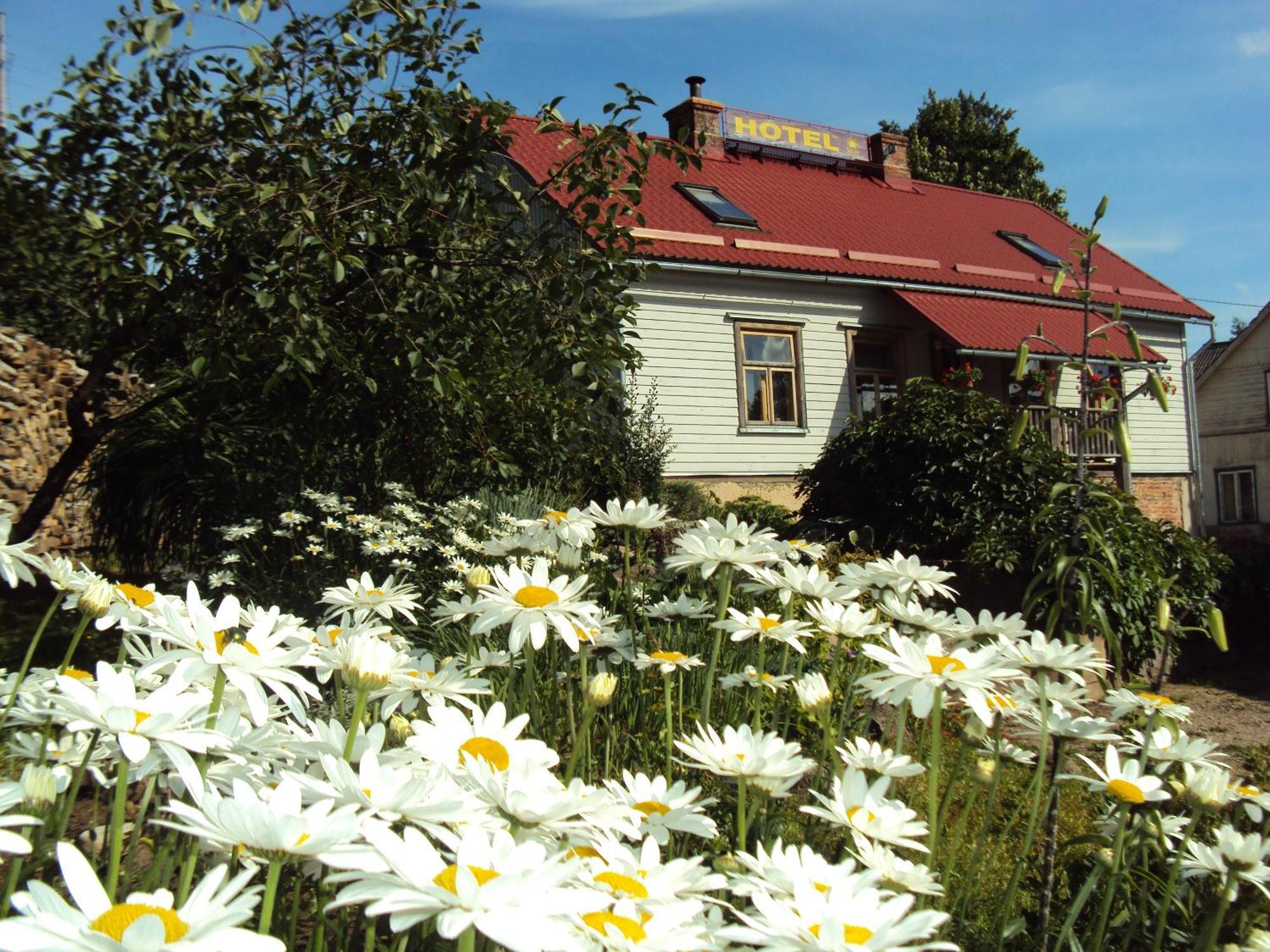 Saule Hotel Talsi Exterior photo