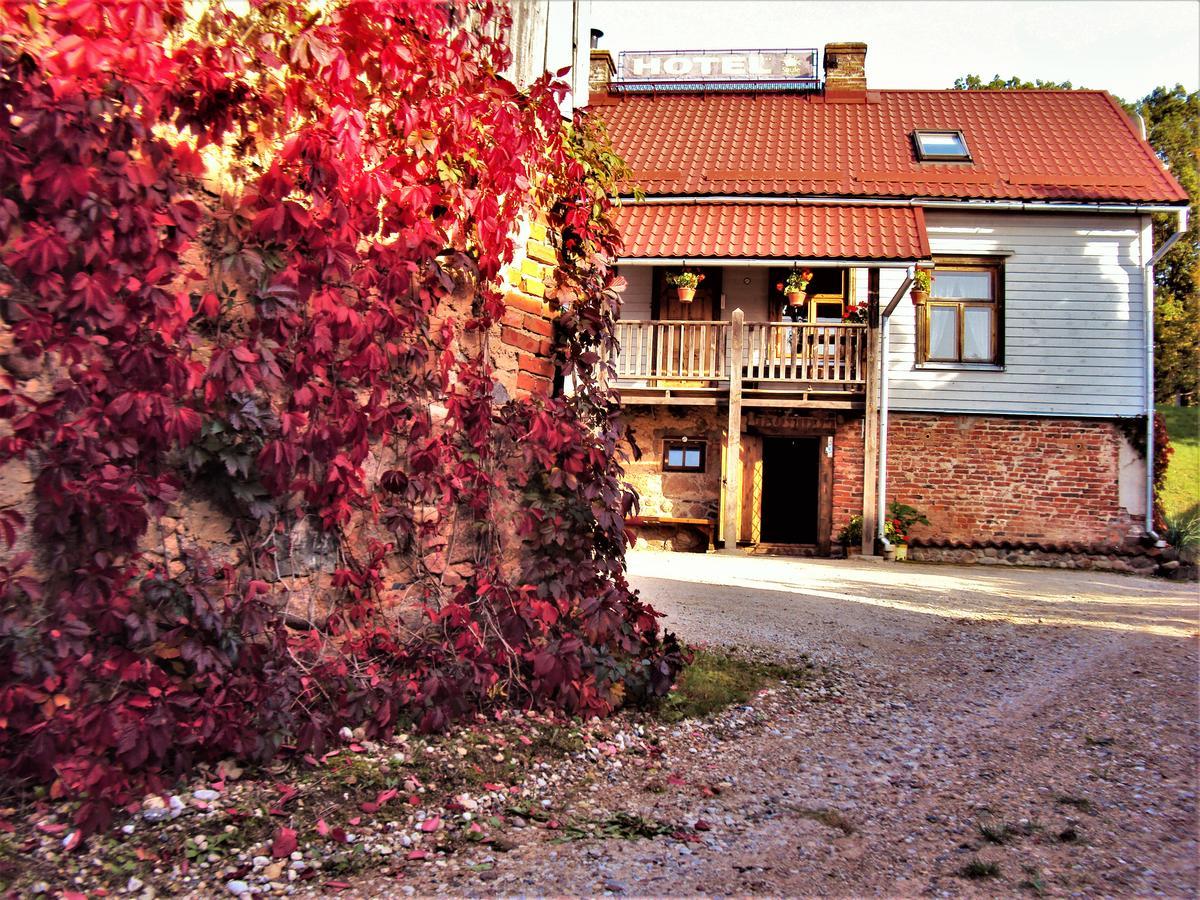 Saule Hotel Talsi Exterior photo